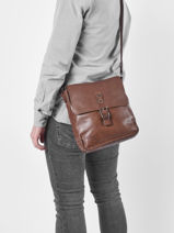 Cross Body Tas Basilic pepper Bruin traveler BTRA04-vue-porte